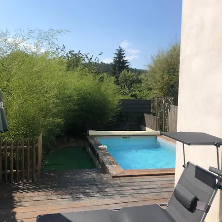 Le Mazet Hébergement de vacances *
